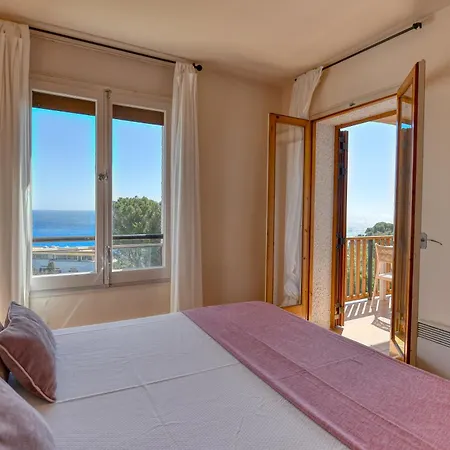Panoramic Sea Views Apartment *