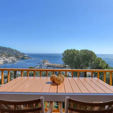 Panoramic Sea Views