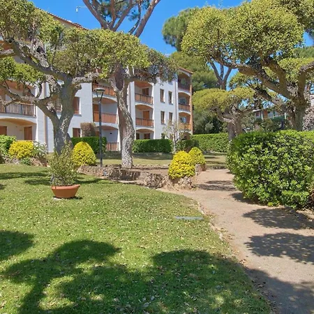 Panoramic Sea Views *