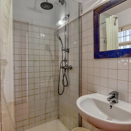 شقة Panoramic Sea Views